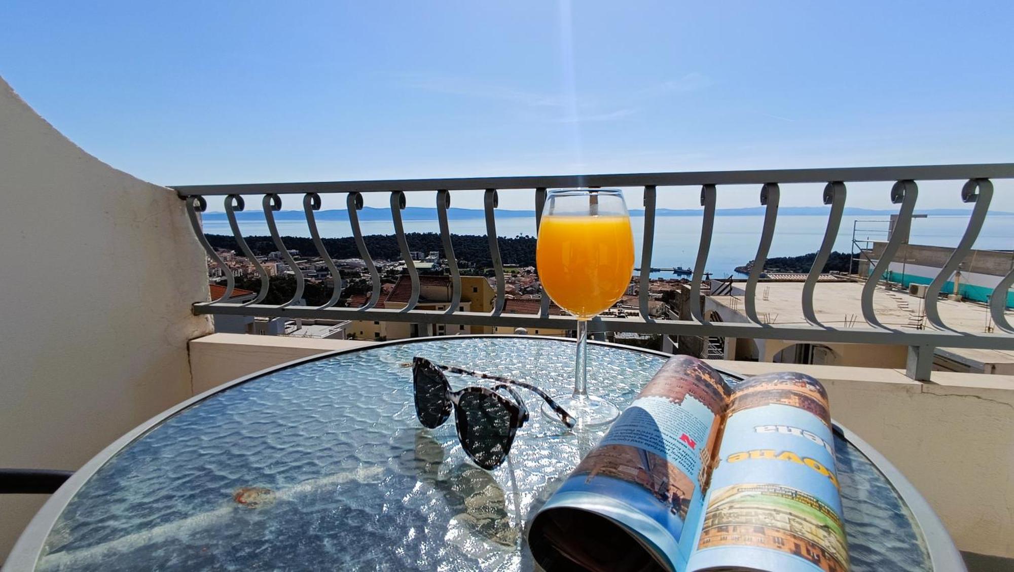 Apartments Ella Makarska Bagian luar foto