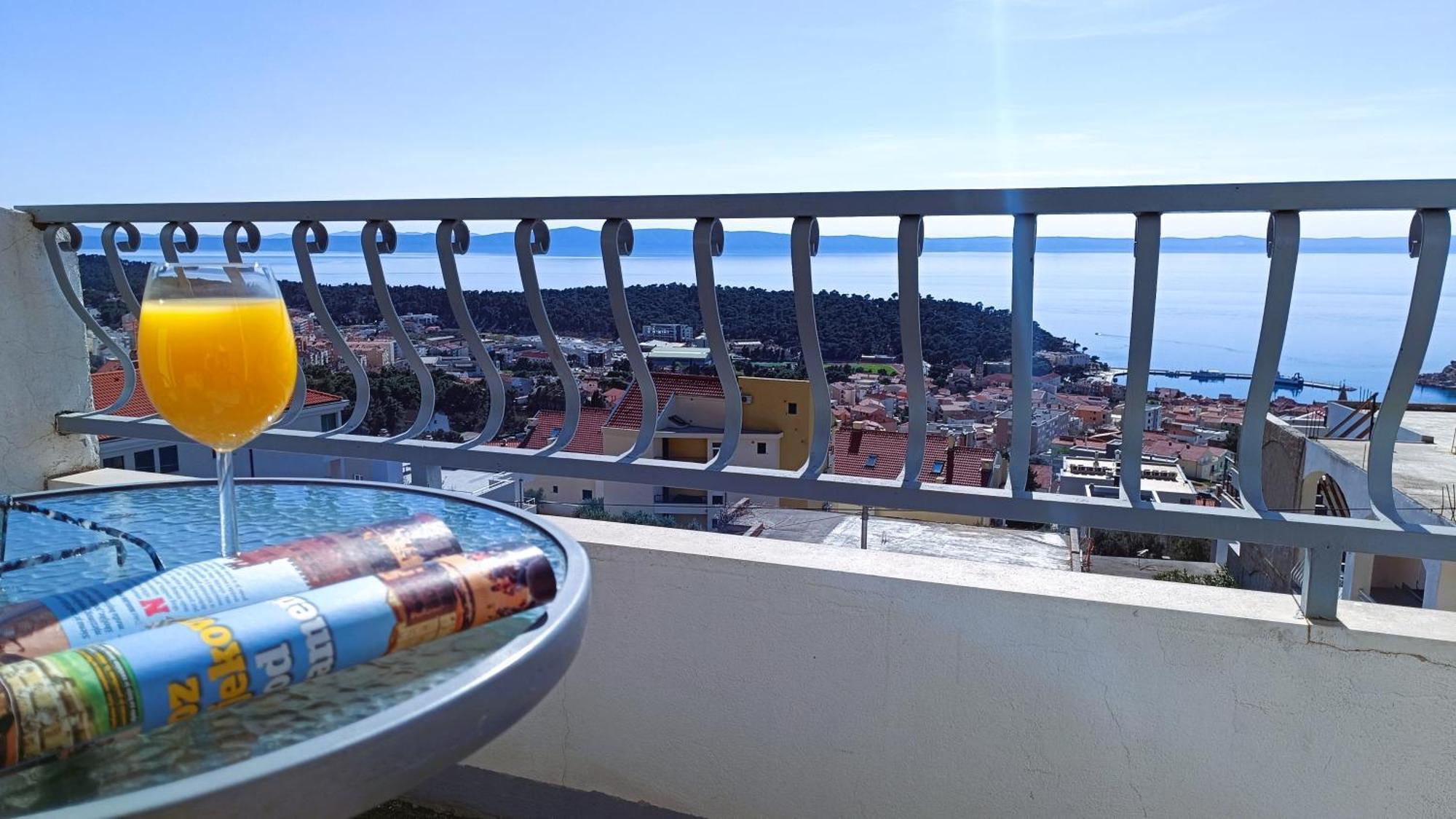Apartments Ella Makarska Bagian luar foto