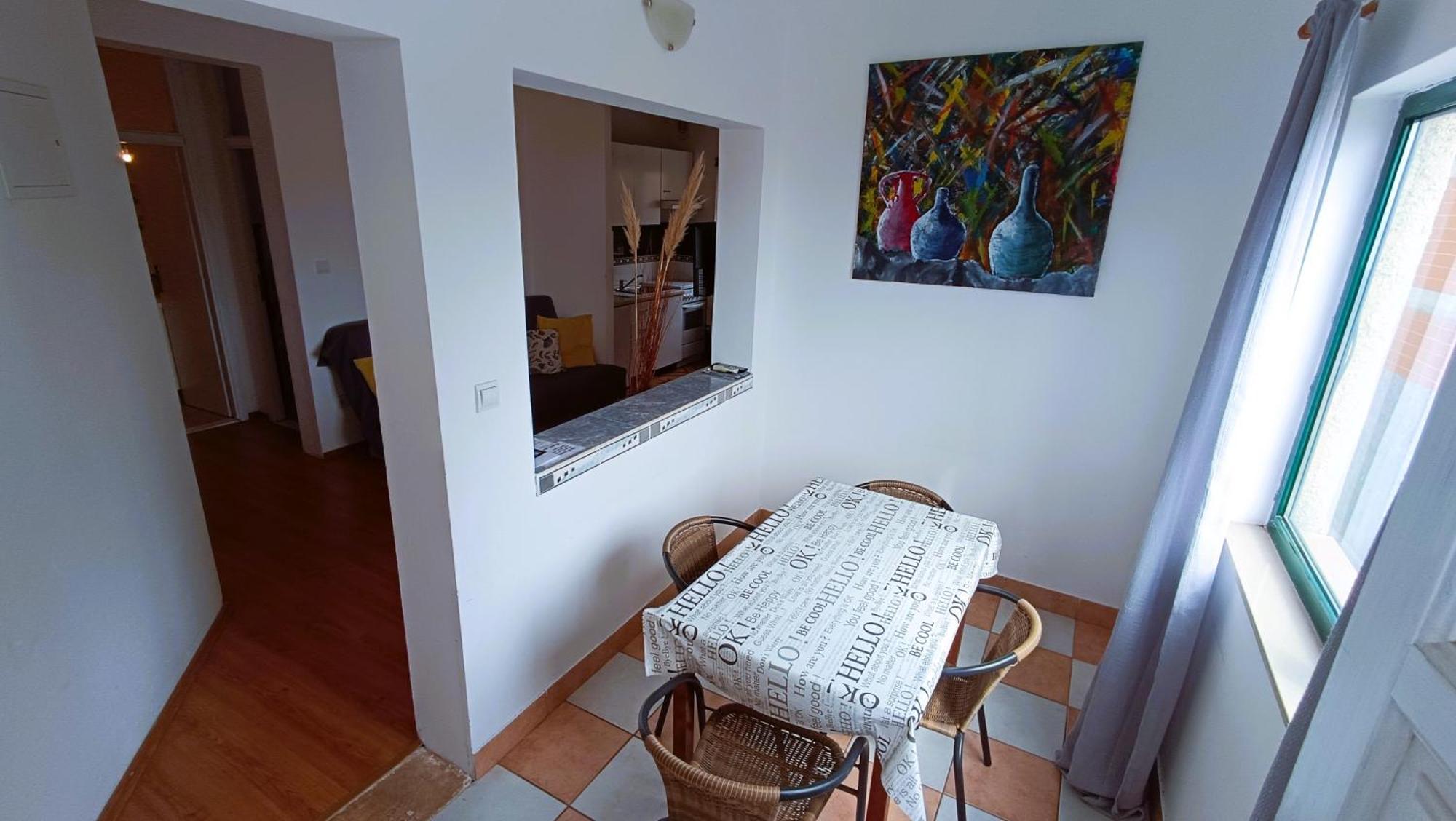 Apartments Ella Makarska Bagian luar foto