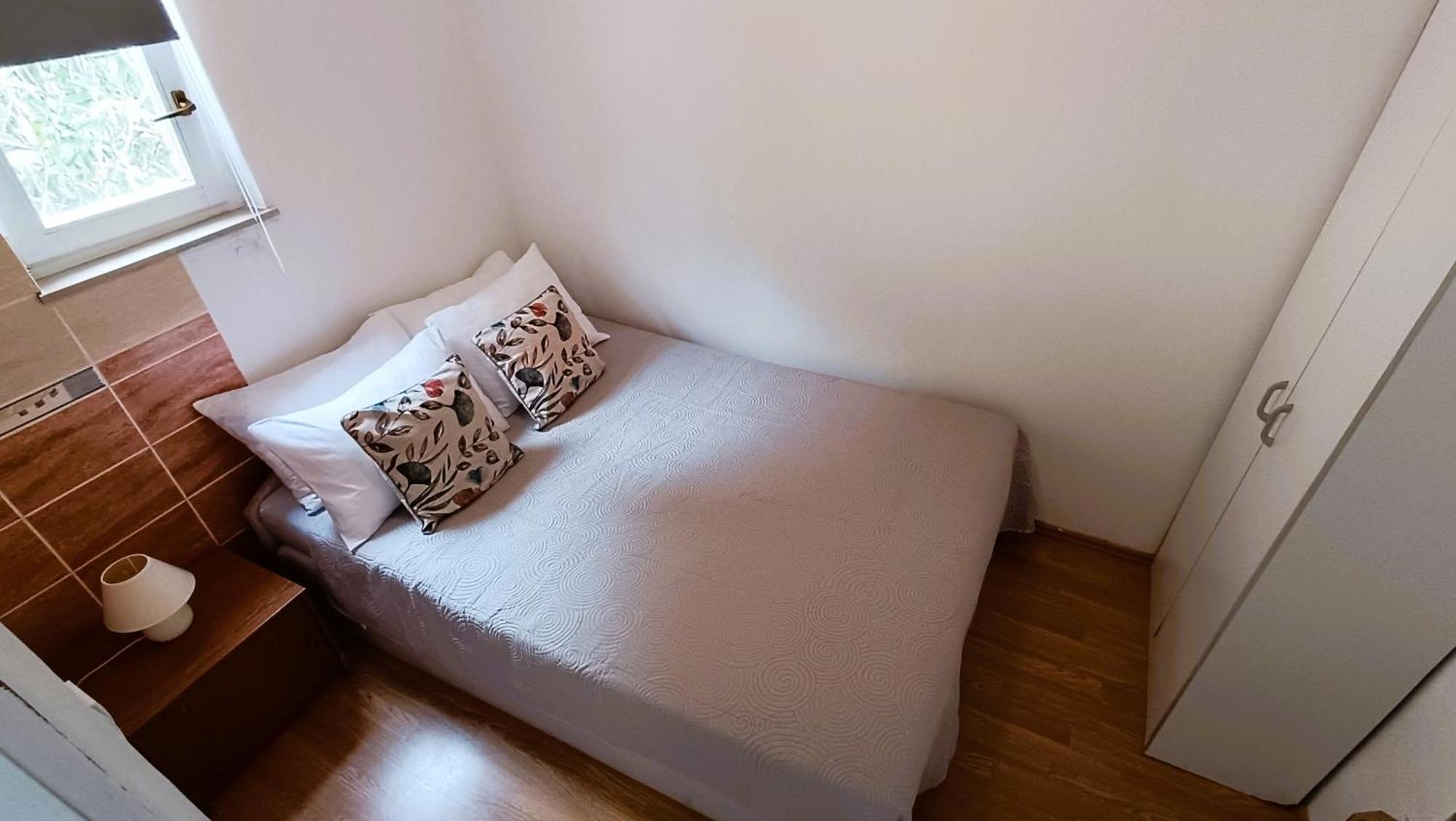 Apartments Ella Makarska Bagian luar foto