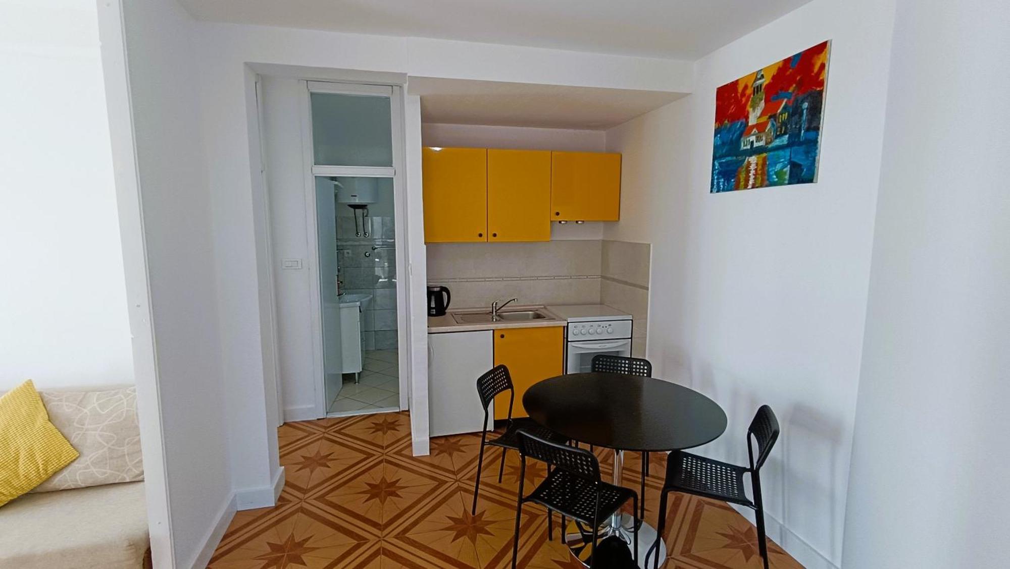 Apartments Ella Makarska Bagian luar foto