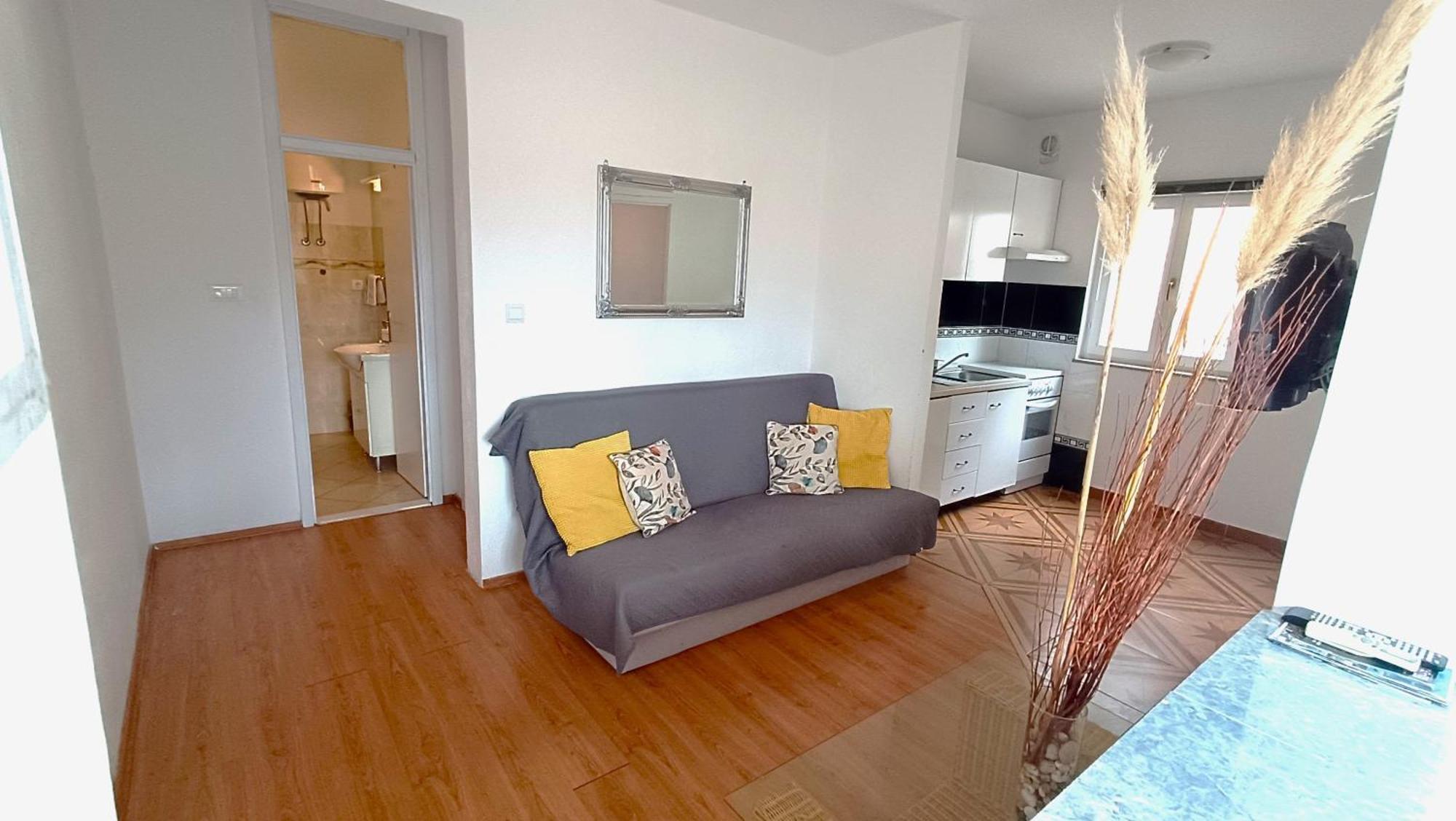 Apartments Ella Makarska Bagian luar foto
