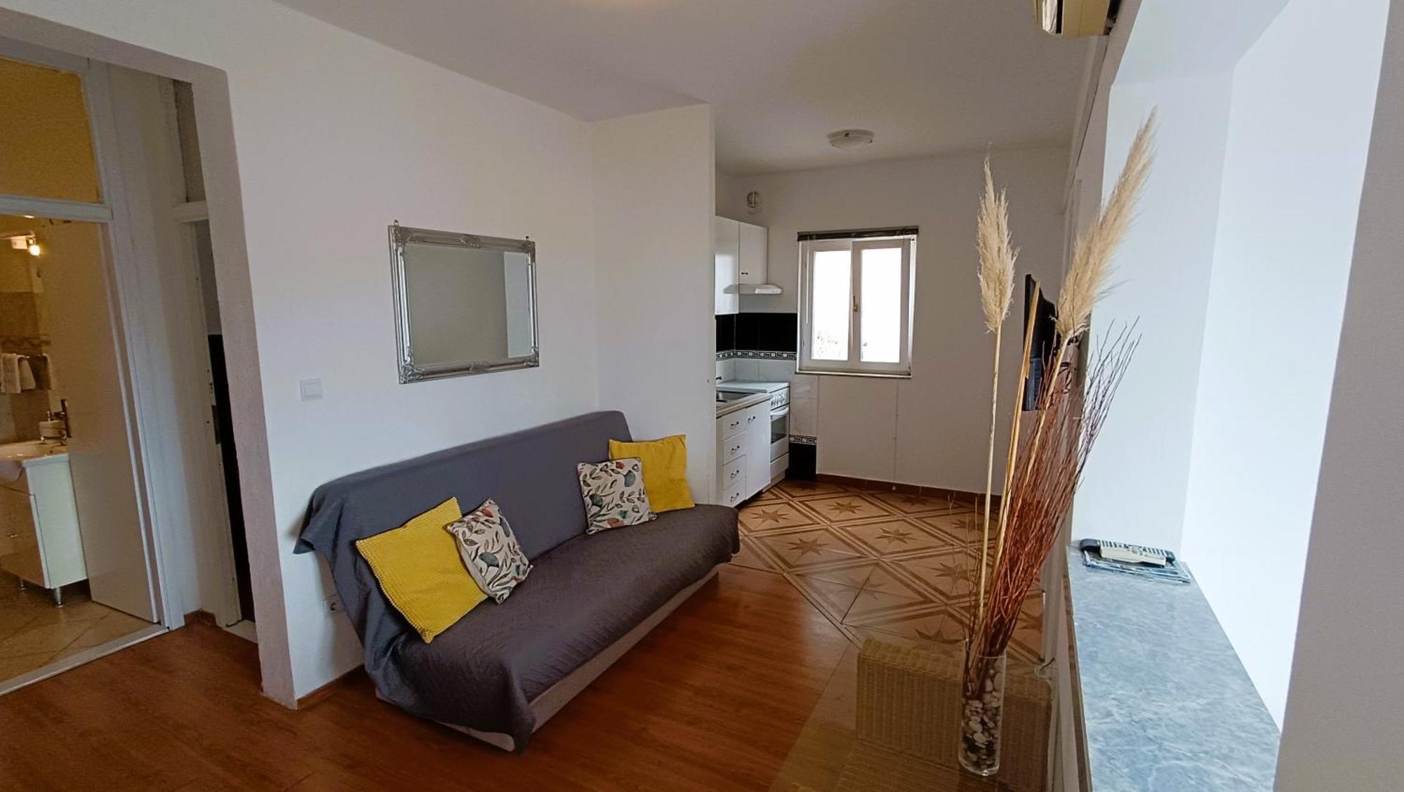 Apartments Ella Makarska Bagian luar foto