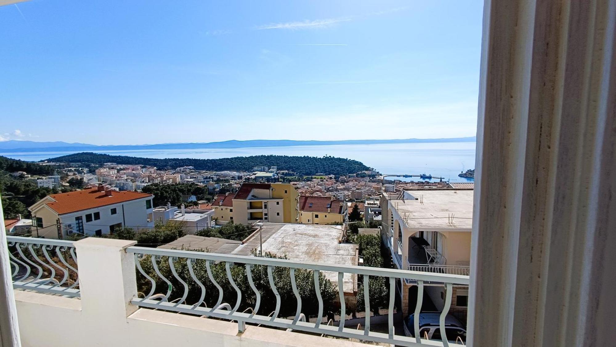 Apartments Ella Makarska Bagian luar foto