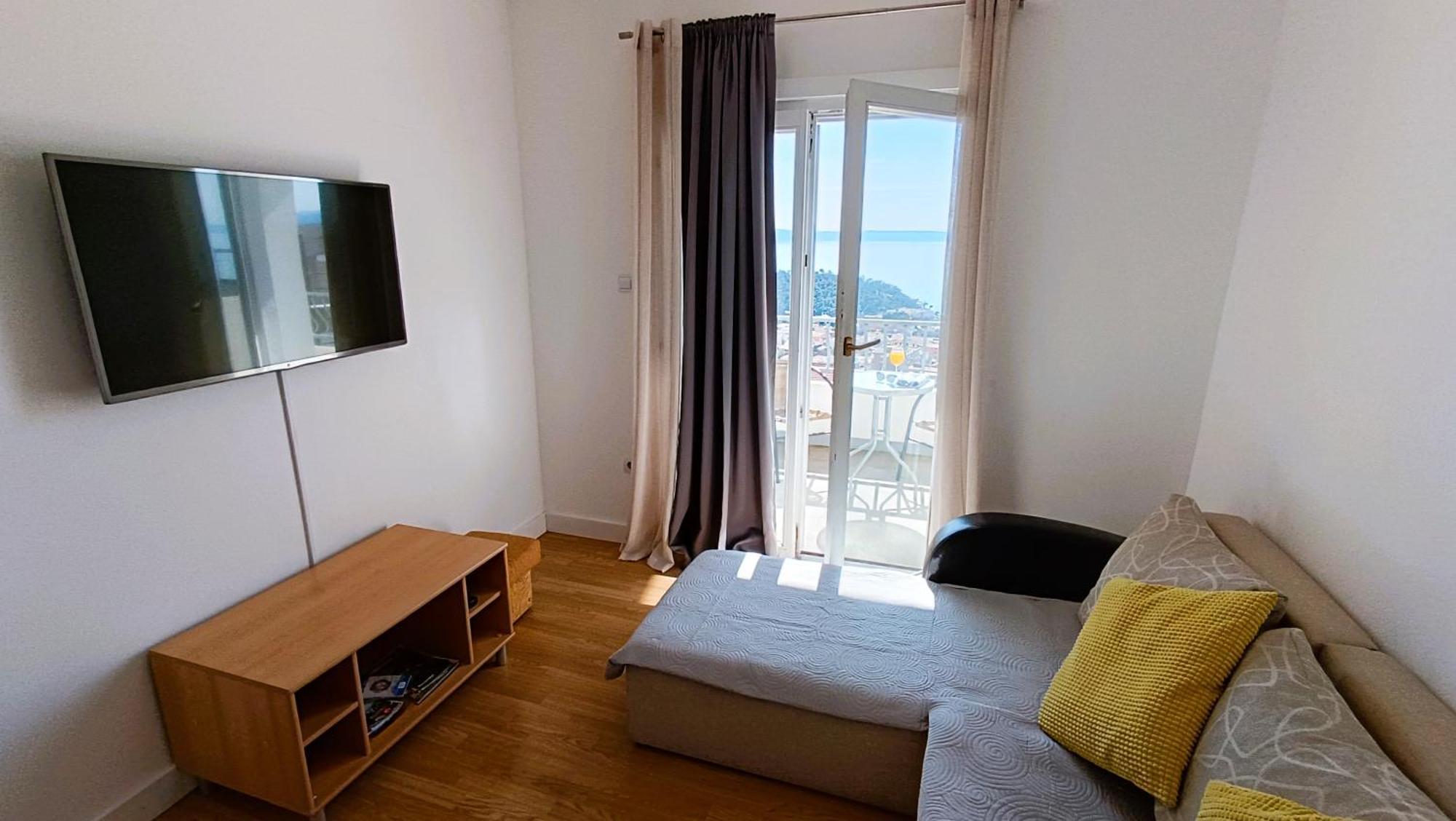 Apartments Ella Makarska Bagian luar foto