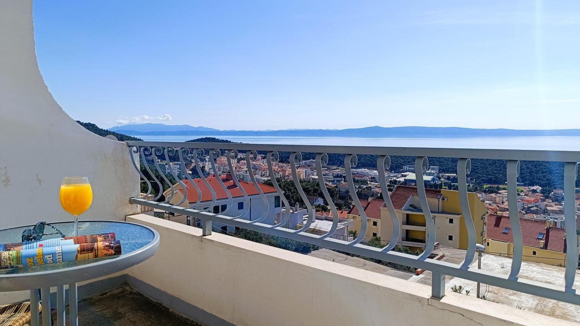 Apartments Ella Makarska Bagian luar foto
